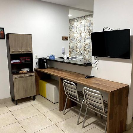 Apartamento confortável, completo e com garagem no parque atheneu Goiânia Exterior foto